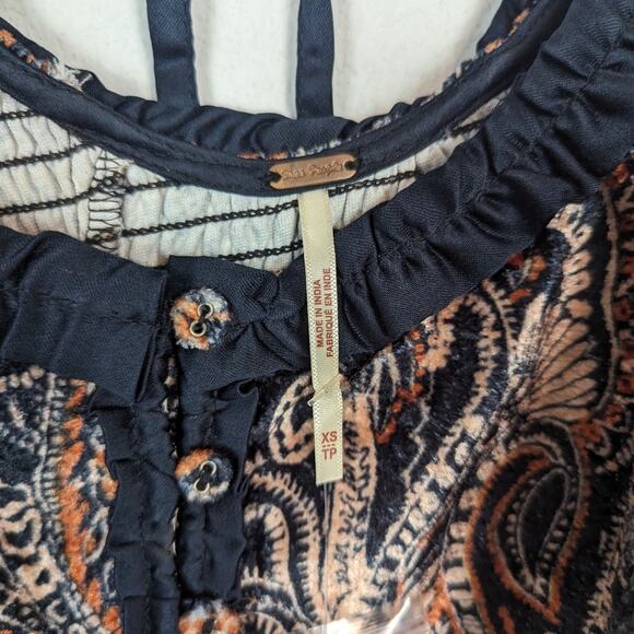 NWT Free People Dare Me Long Sleeve Velvet Blouse Size XS - Picture 7 of 11